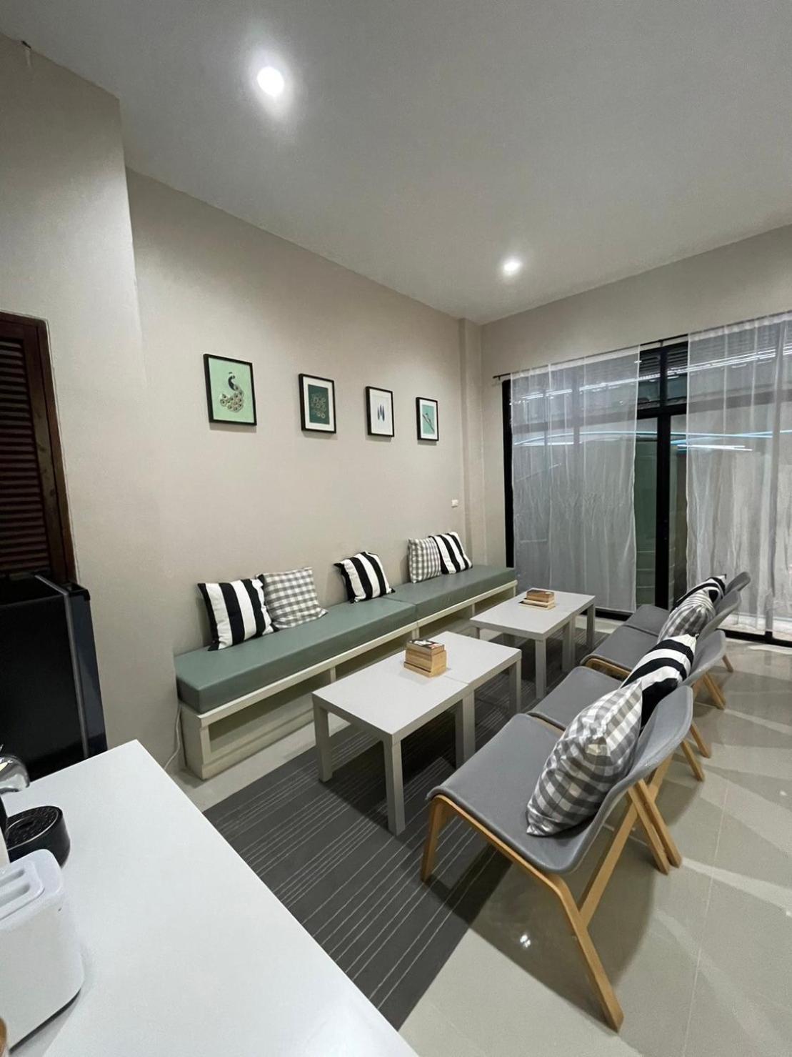 The Room Sansabai Patong Exterior photo